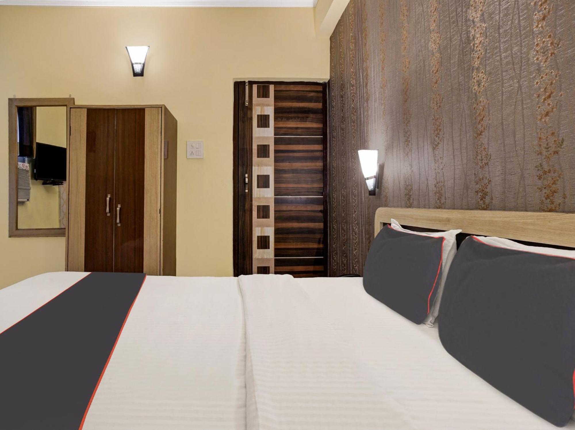 Collection O 47006 Hotel Magadh Palace Danapur Buitenkant foto