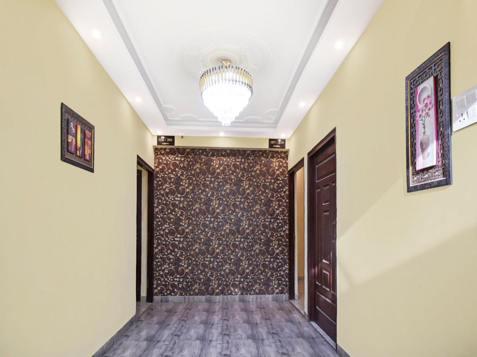 Collection O 47006 Hotel Magadh Palace Danapur Buitenkant foto
